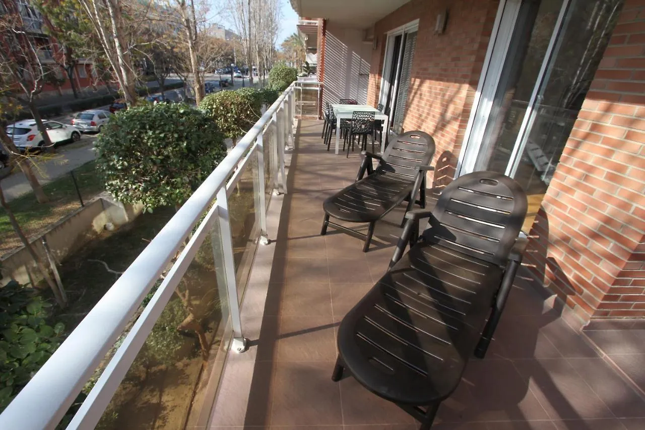 For A Stay Villa Cristal Salou 0*,